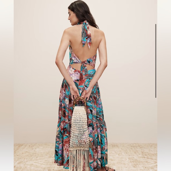 THE WHITE LOTUS MATTE SILK HALTER MAXI DRESS - Picture 10 of 10